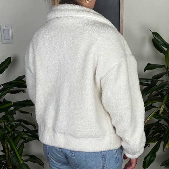 Calvin Klein Sherpa Coat NWT - Picture 3 of 5